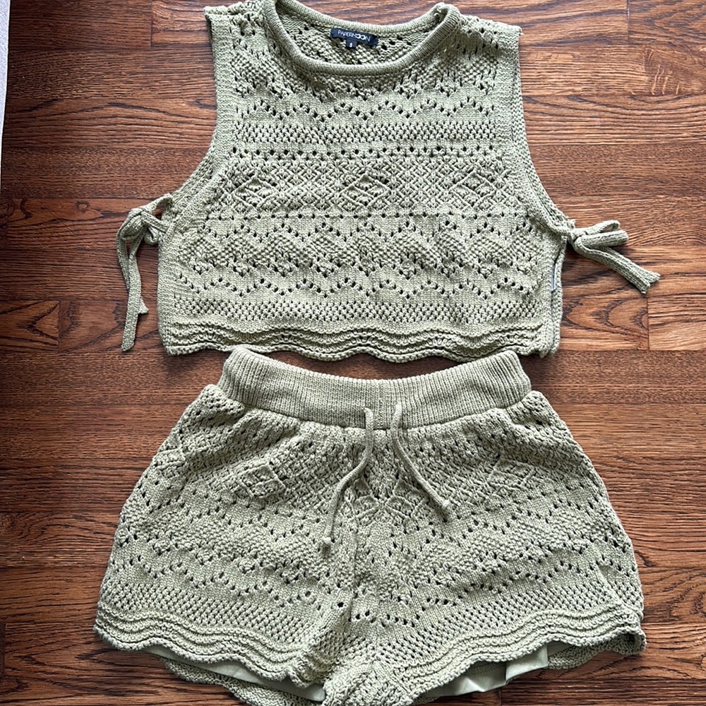 Tenshoppe, two piece set, worn once